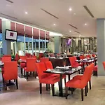 Quest Hotel Simpang Lima - Semarang By Aston 