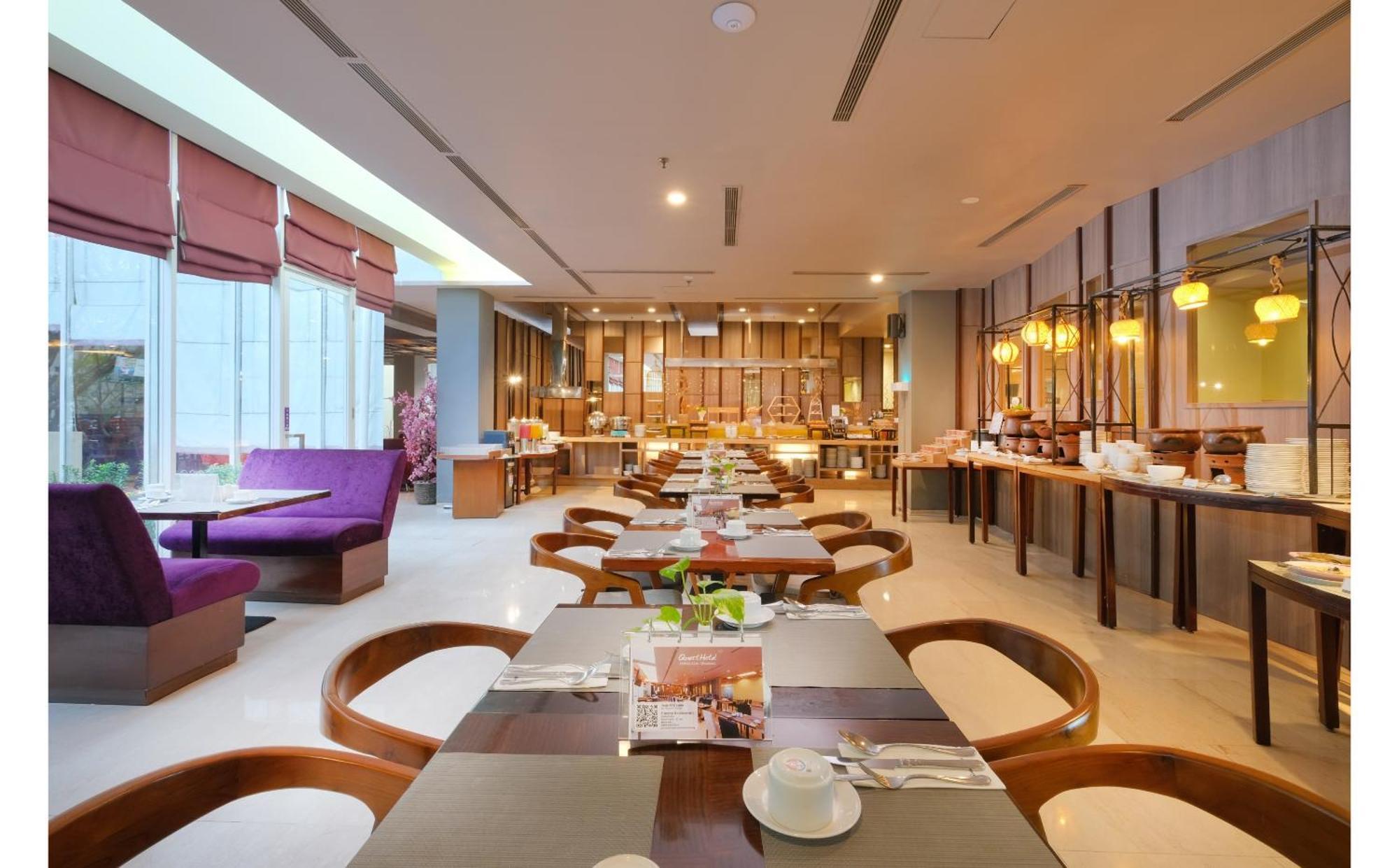 Quest Simpang Lima - By Aston Hotel Semarang